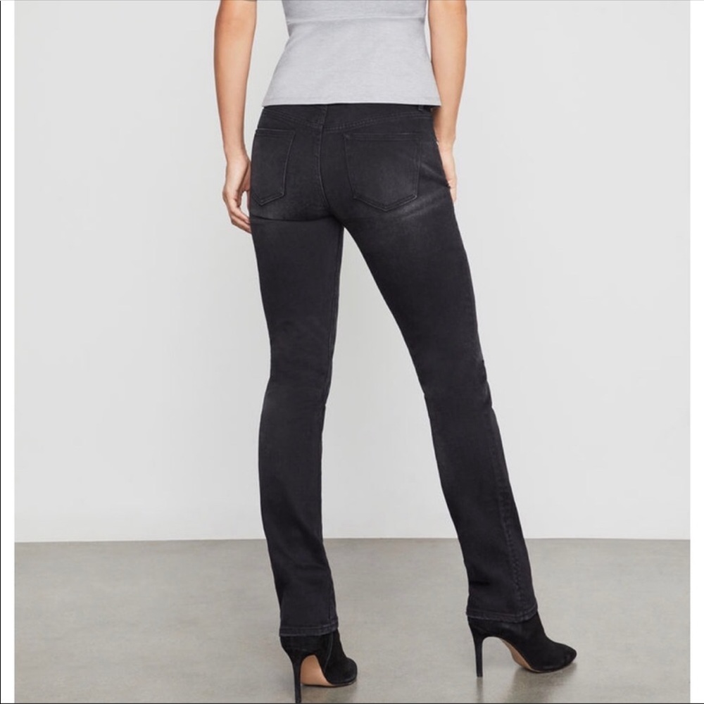 👐BCBG MAXAZRIA Distressed Black Jeans, size 28👐